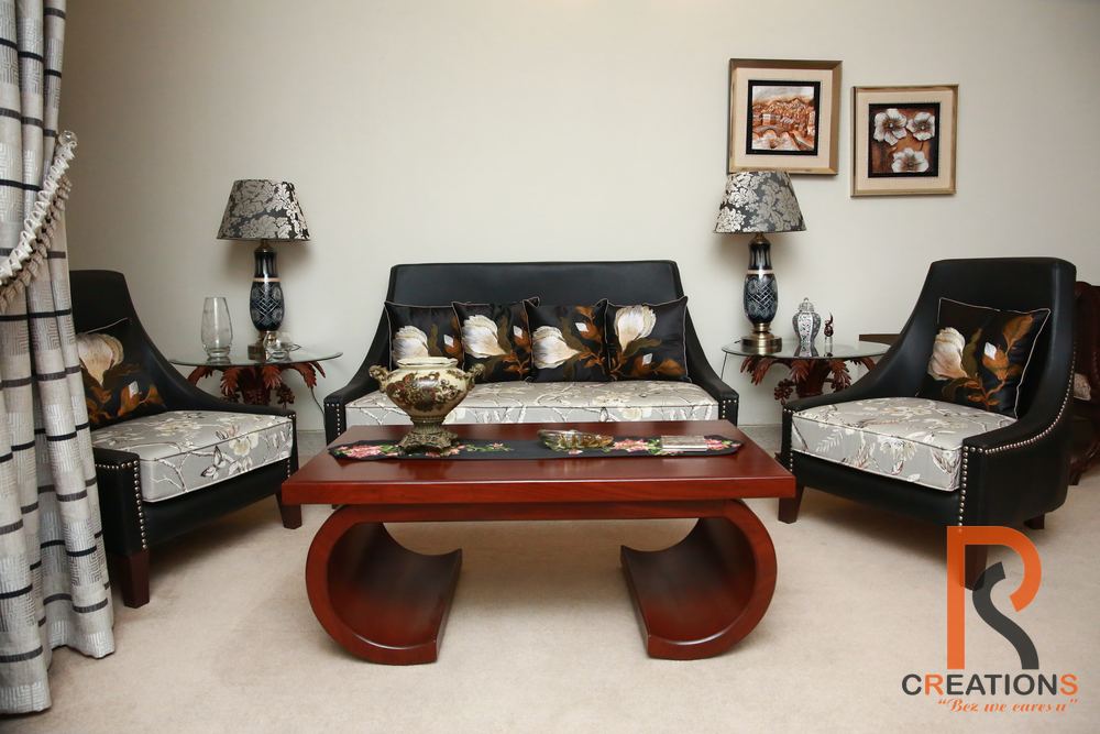 Bright Show Coffee Table